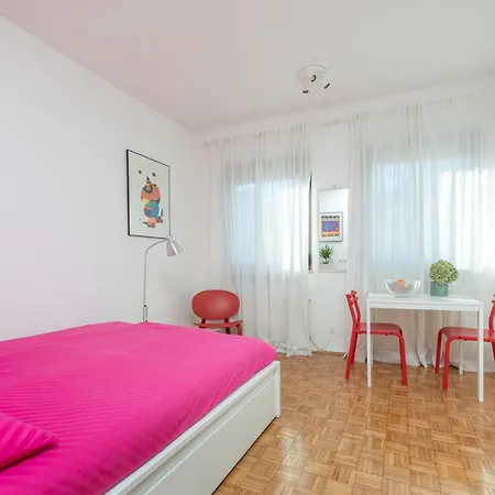 Apartamento With Free Parking - Short Walk From Ljubljana's Center
